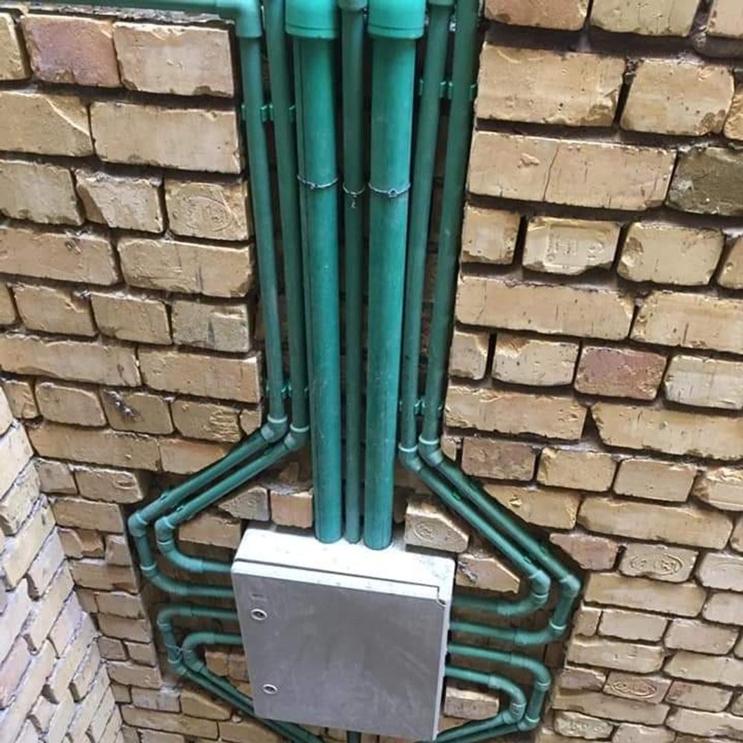 من أعمال الأخوين